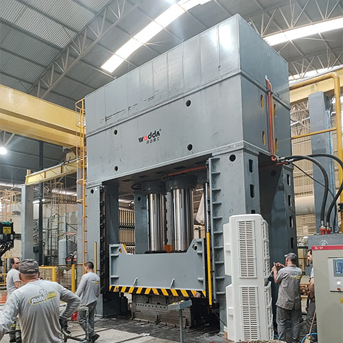 2000噸空調(diào)外機外殼模壓成型液壓機