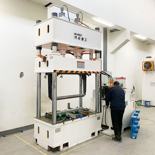 200噸高壓電控箱成型液壓機