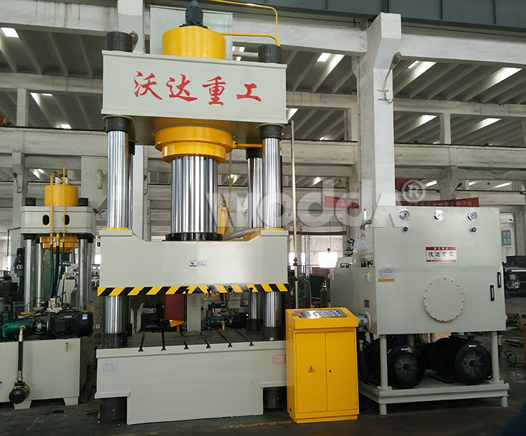 800噸三梁四柱液壓機(jī)多少錢？