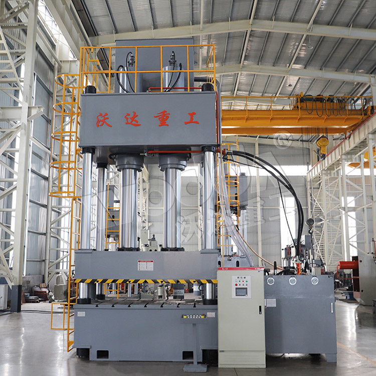 630噸四柱液壓機(jī) 630噸四柱液壓機(jī)