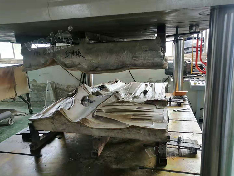 汽車內(nèi)飾件模具 汽車內(nèi)飾件模具