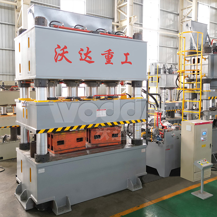 800噸大臺面四柱液壓機