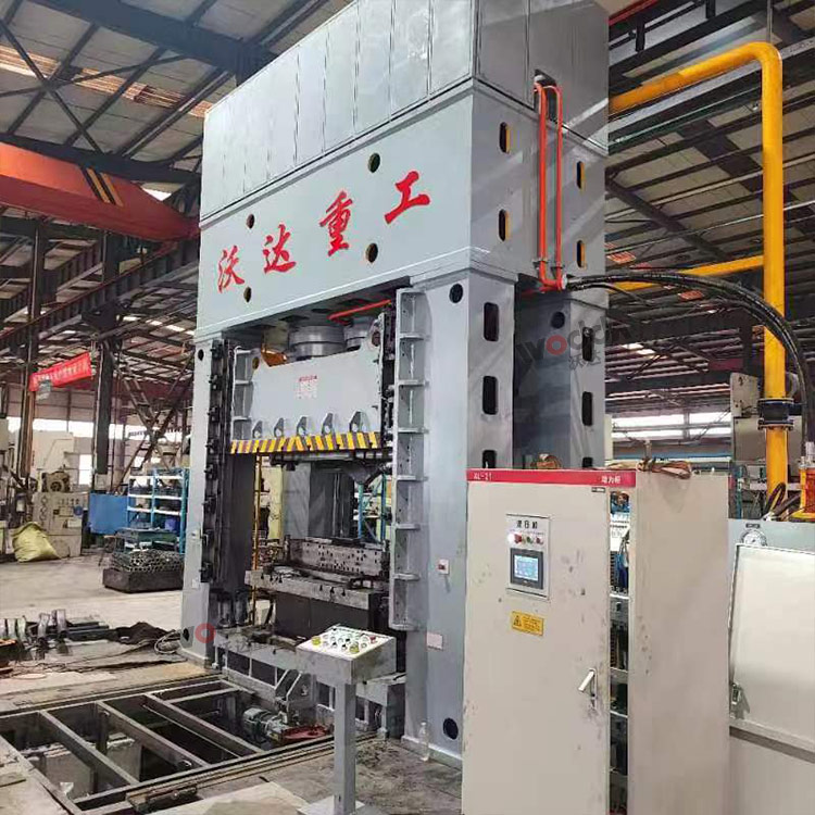 1250噸框架式汽車后橋沖壓成型液壓機 1250噸框架式汽車后橋沖壓成型液壓機