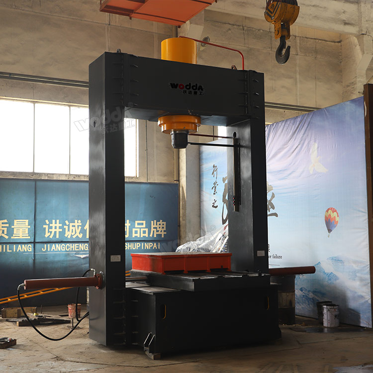 400噸龍門油壓機 400噸龍門油壓機