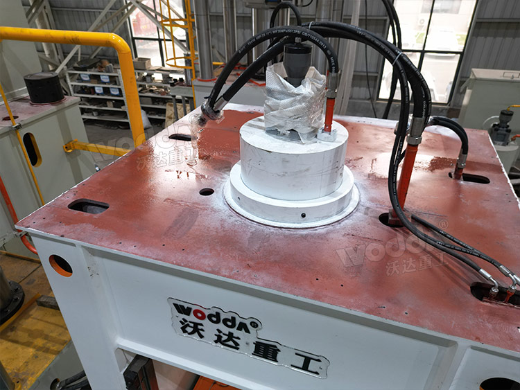 液壓系統(tǒng) 液壓系統(tǒng)