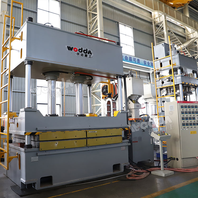 400噸三梁四柱液壓機 400噸三梁四柱液壓機