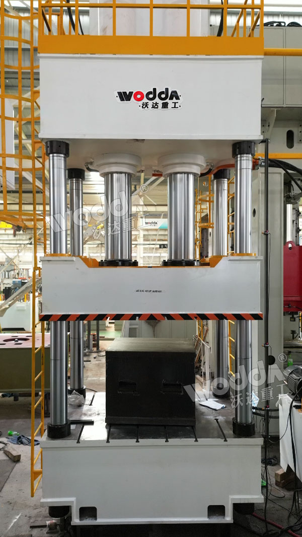 500噸不銹鋼垃圾桶拉伸液壓機