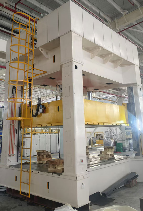 315噸框架式油壓機(jī) 315噸框架式油壓機(jī)