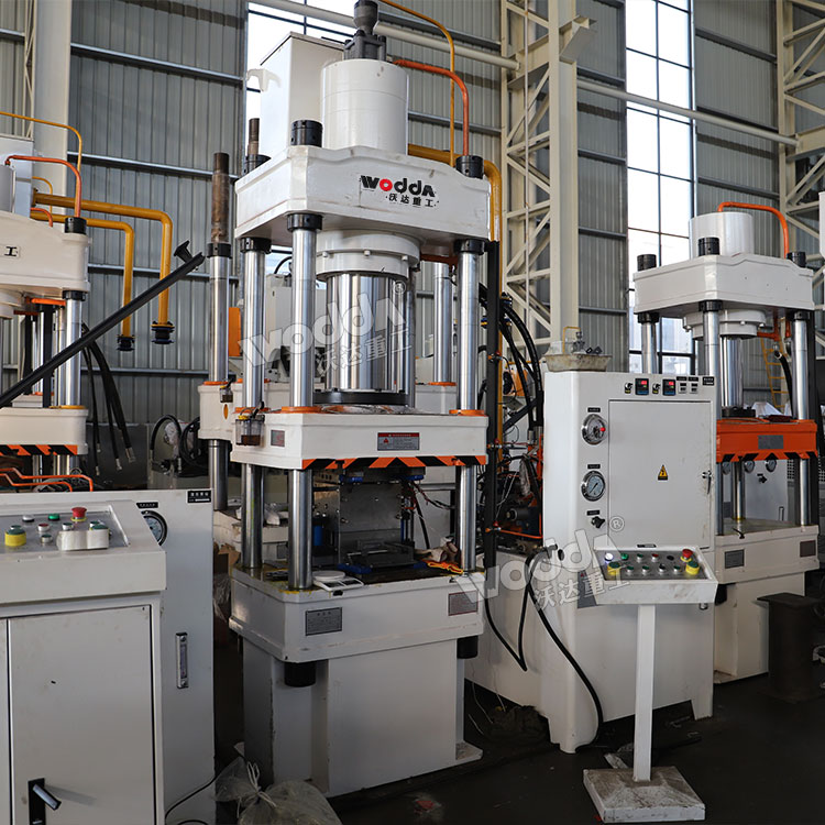 200噸四柱液壓機 200噸四柱液壓機