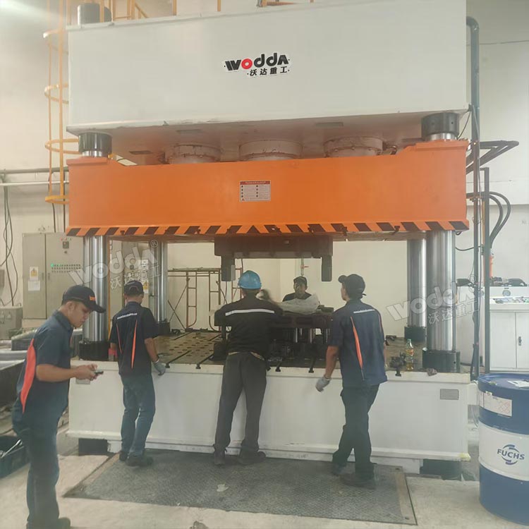 1000噸四柱液壓機