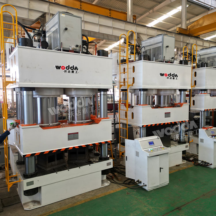 1600噸四柱液壓機