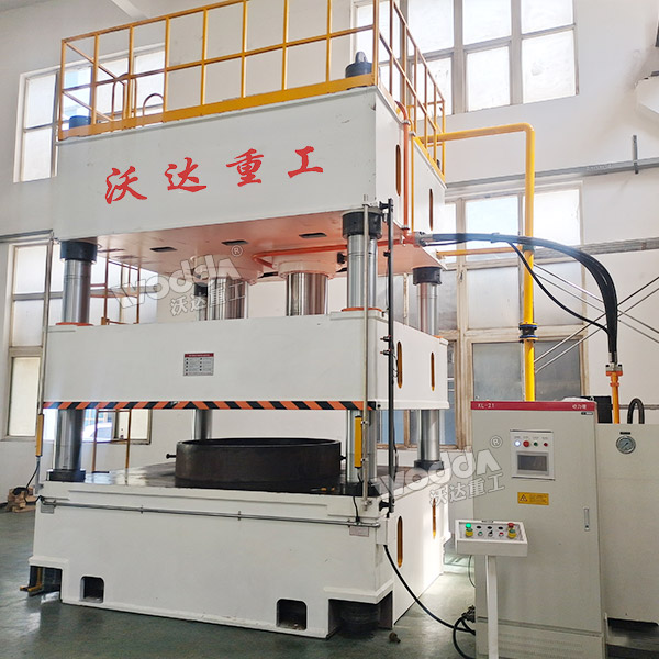 800噸復(fù)合材料成型液壓機(jī)