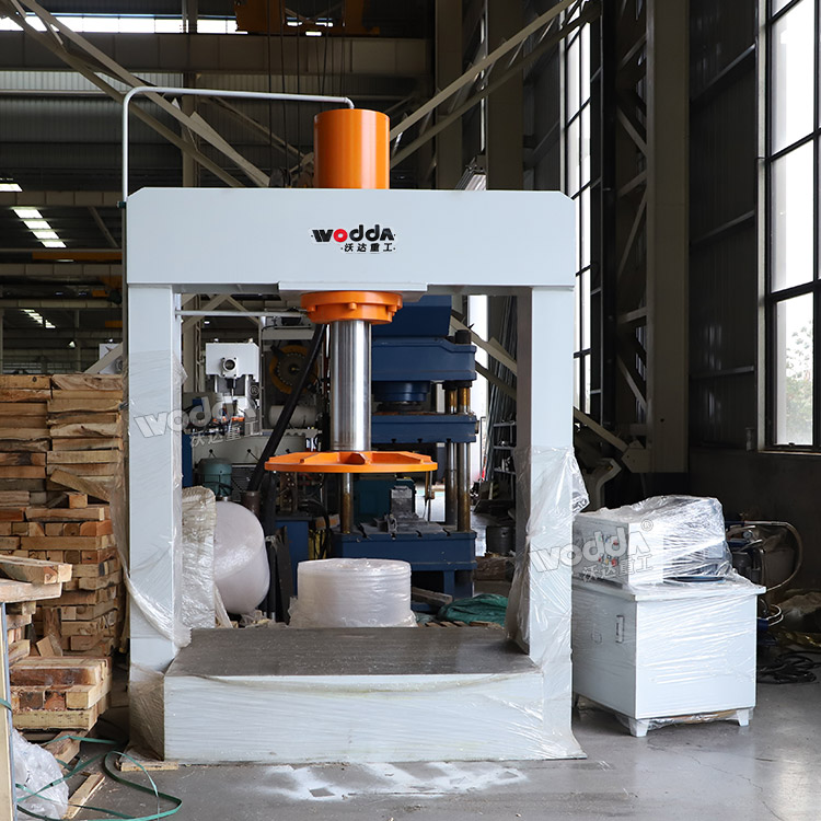 200噸實心輪胎壓裝機