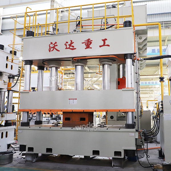 630噸四柱液壓機