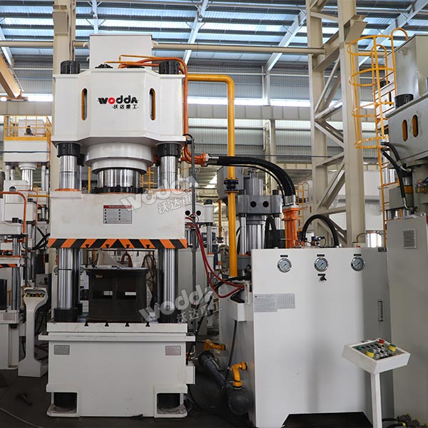 500噸四柱液壓機