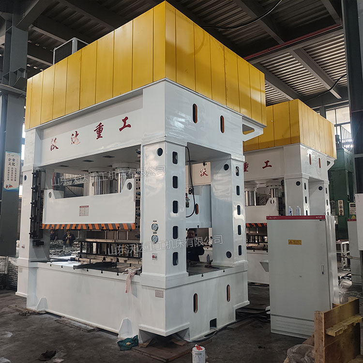 630噸框架式液壓機(jī)