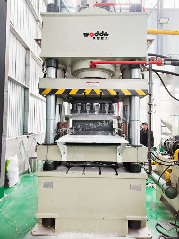 500噸粉末成型液壓機