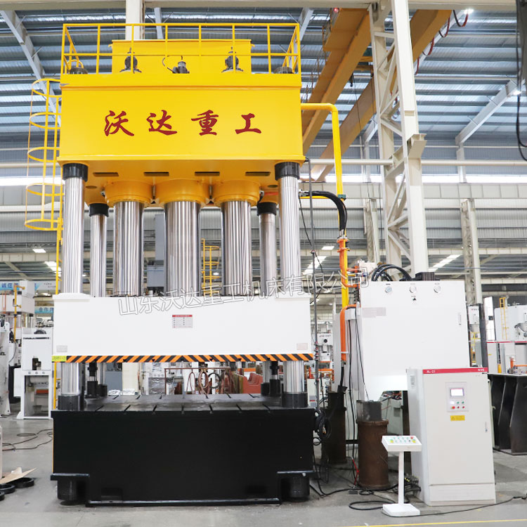 2000噸液壓機(jī)（油壓機(jī)、壓力機(jī)）