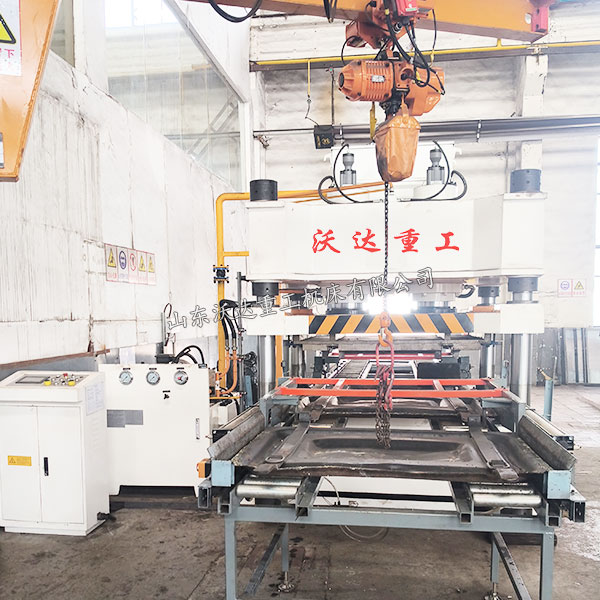 400噸火車貨車門板整形修復(fù)液壓機(jī)