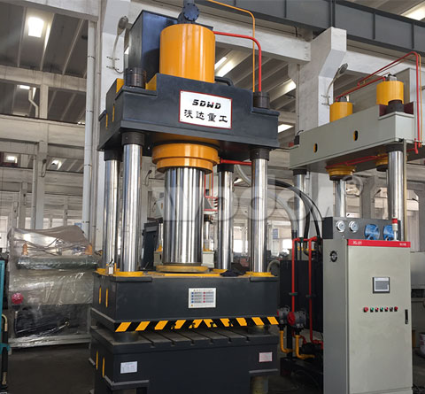 四柱液壓機(jī)